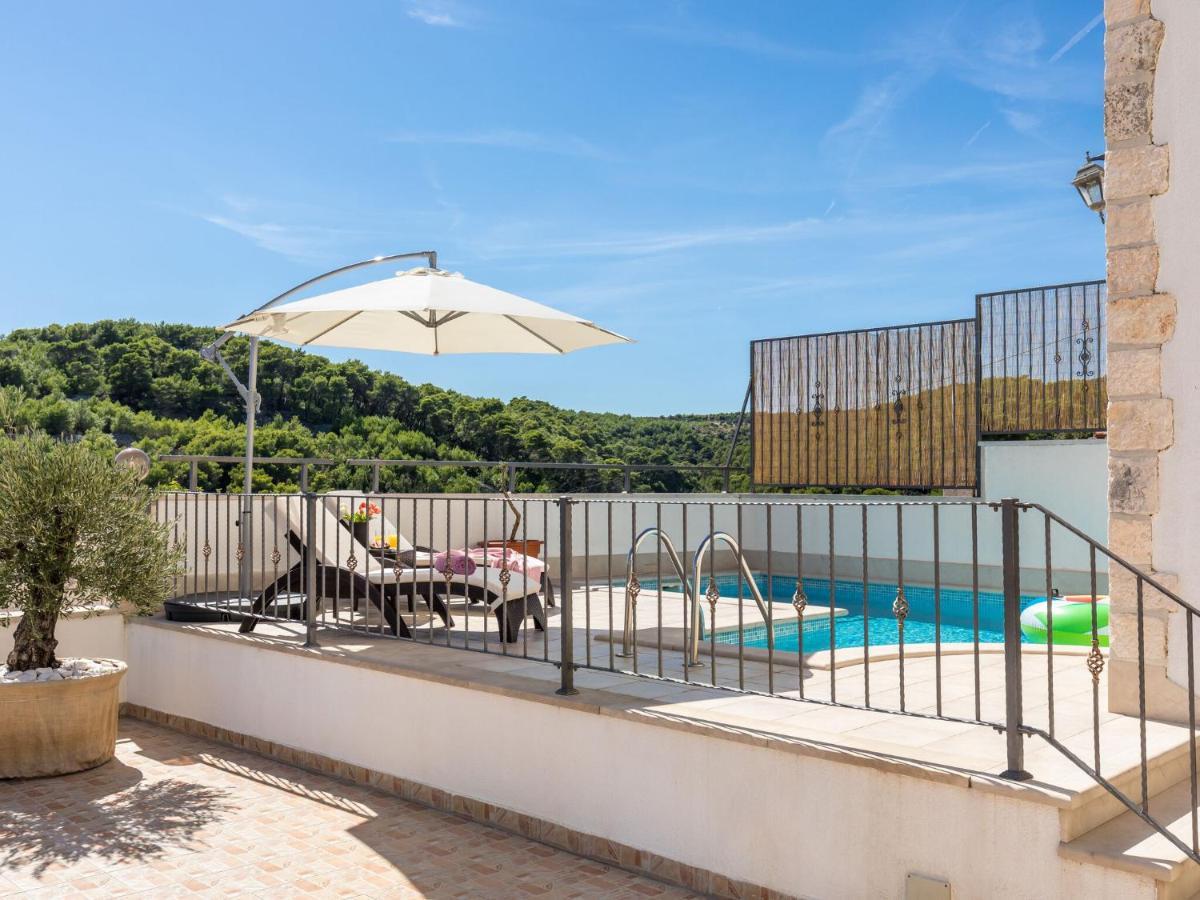 Luxurious Villa In Selca With Pool Екстер'єр фото