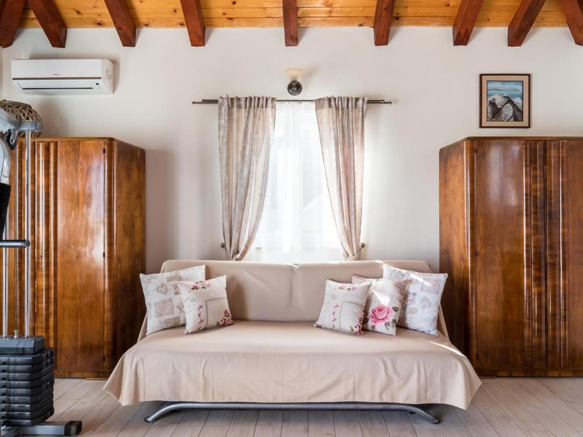 Luxurious Villa In Selca With Pool Екстер'єр фото